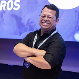 Dr. Darwen de Araujo Rosa