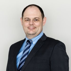 Dr. Ricardo Rauber