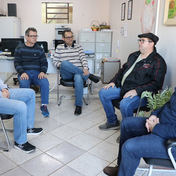 Diretores do Nucleovet visitam Programa Viver