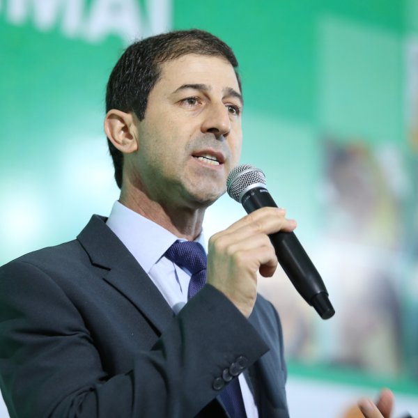 Antimicrobianos, bem-estar animal e a nova legisla��o...