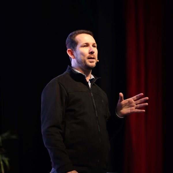 Como superar a escassez de m�o de obra na suinocultura...