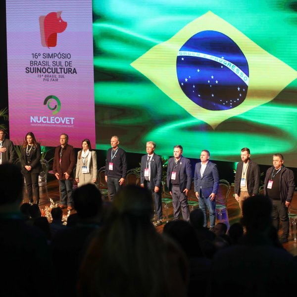 Pedro Malan reafirma que o agroneg�cio � o motor essencial para a economia 