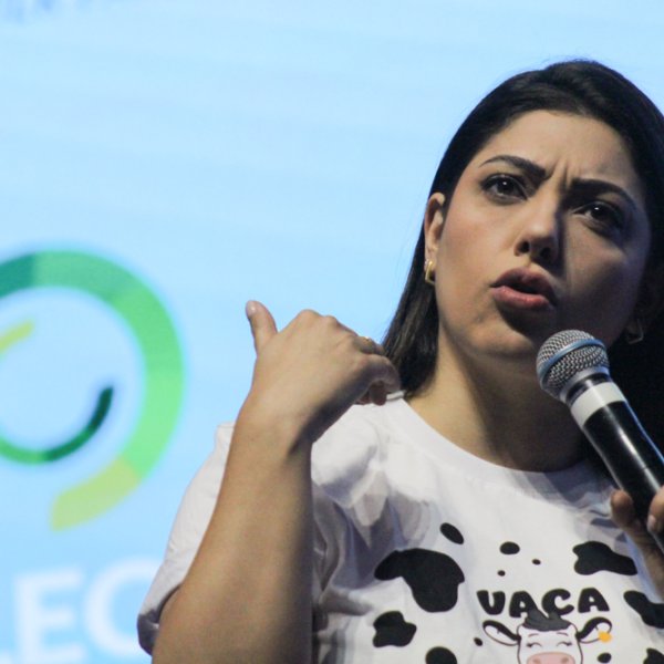 É preciso aproximar campo e cidade, afirma Camila Telles