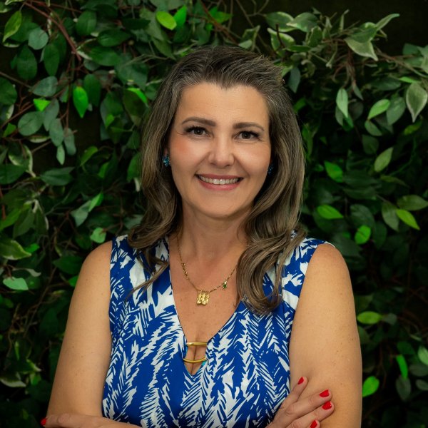 Bem-estar animal em foco: palestra de Rosangela Poletto...