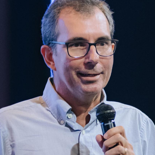 Mercado de lácteos em debate no SBSBL com palestra de Glauco Carvalho 