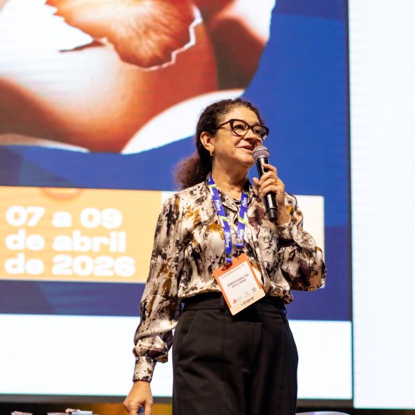 Capital humano em crise: lideran�a, tecnologia e prop�sito...