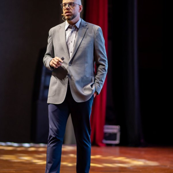 26&ordm; SBSA debate manejo do frango de corte moderno