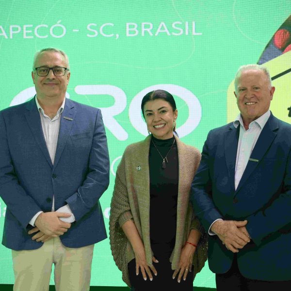 Nucleovet apoia nova feira da ind&uacute;stria de l&aacute;cteos em Chapec&oacute;