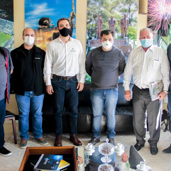 Nucleovet apresenta a��es e eventos que promove � Prefeitura de Chapec�