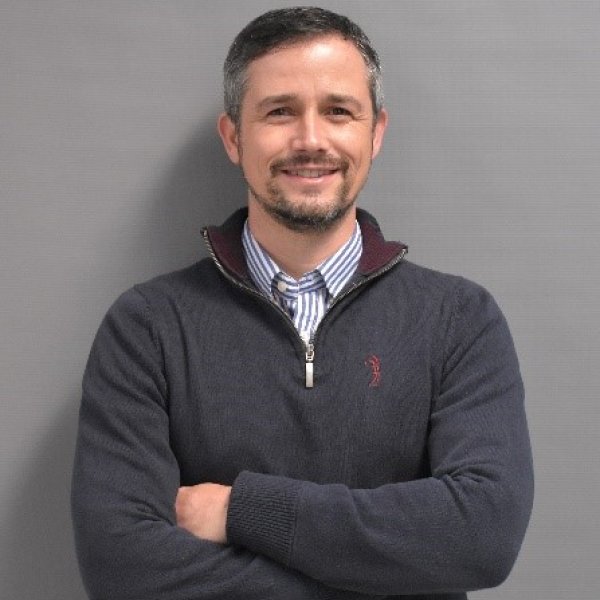 Alternativas de corre��o de perdas reprodutivas s�o...