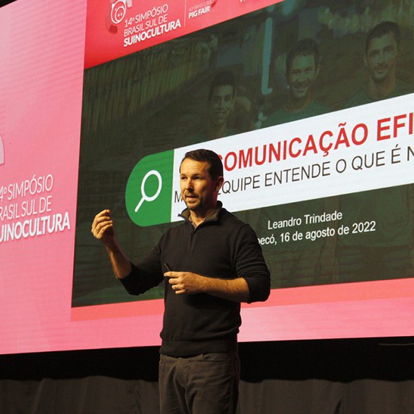 14� SBSS: Leandro Trindade apresenta estudos sobre comunica��o eficaz