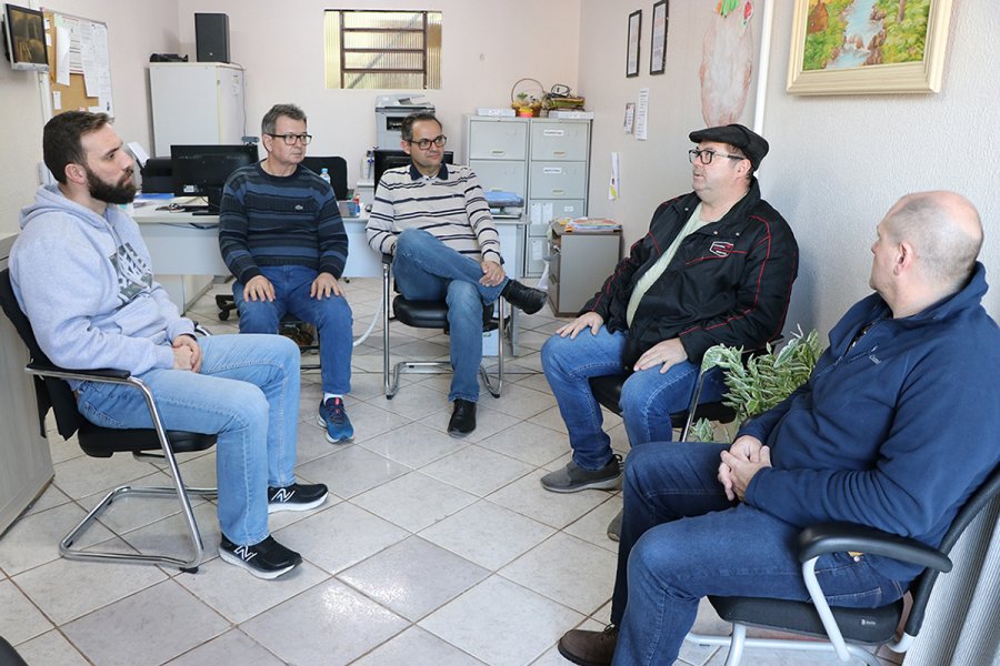Diretores do Nucleovet visitam Programa Viver