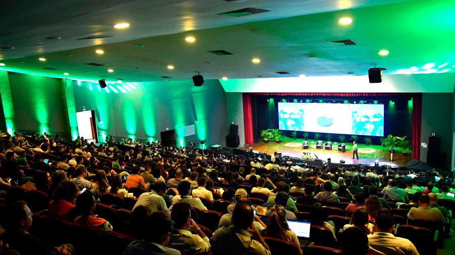 24&ordm; Simp&oacute;sio Brasil Sul de Avicultura inicia nesta ter&ccedil;a-feira em Chapec&oacute; (SC)