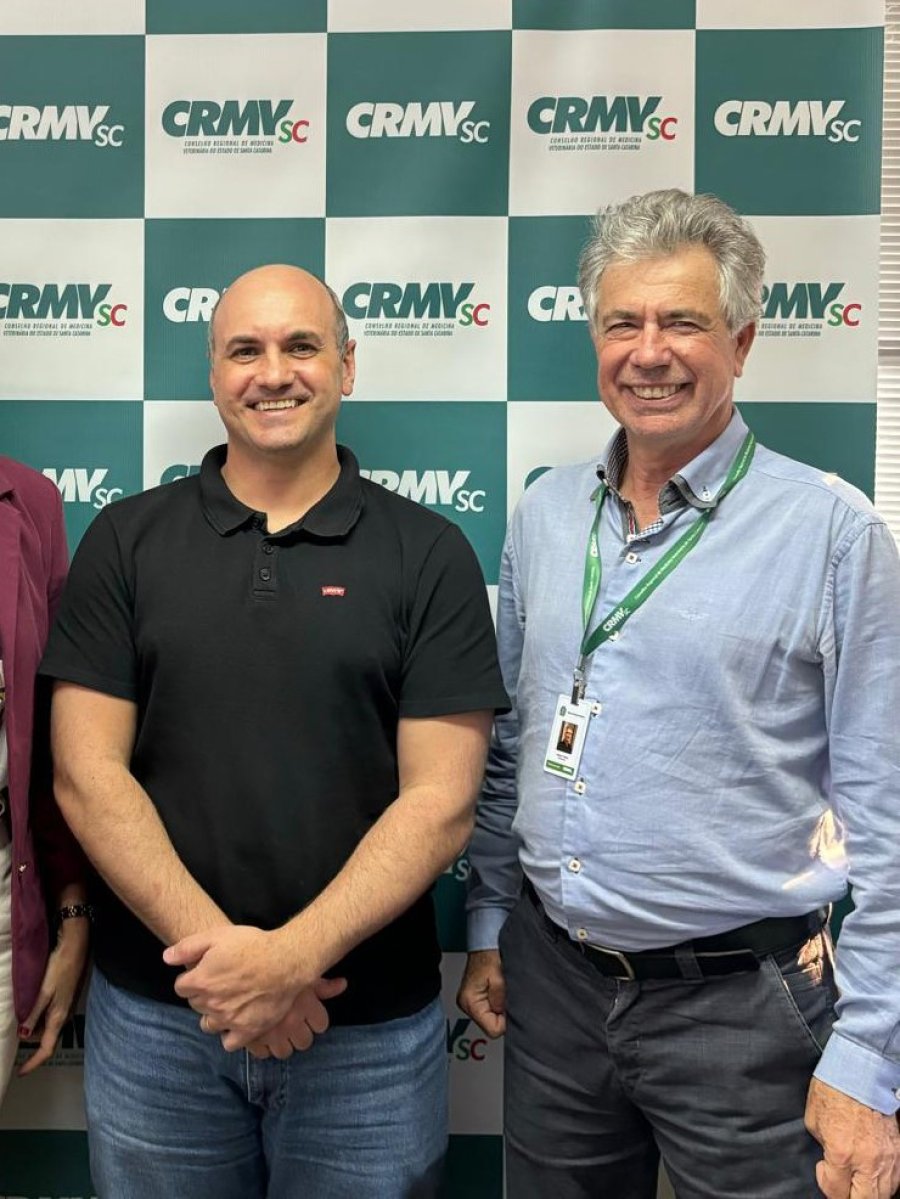 Nucleovet e CRMV-SC unem for&ccedil;as para promover educa&ccedil;&atilde;o continuada no oeste de Santa Catarina