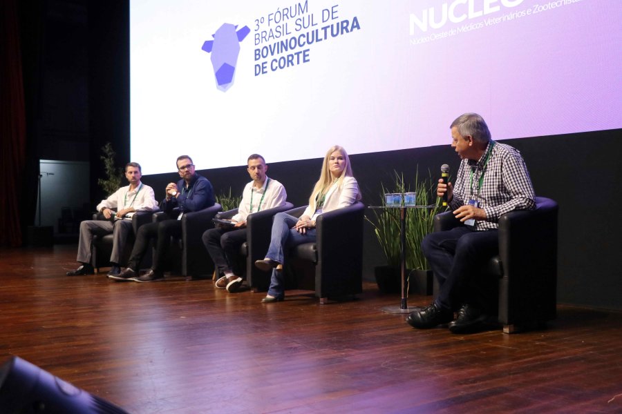 3º Fórum Brasil Sul de Bovinocultura de Corte debate gargalos e soluções do setor em Chapecó 
