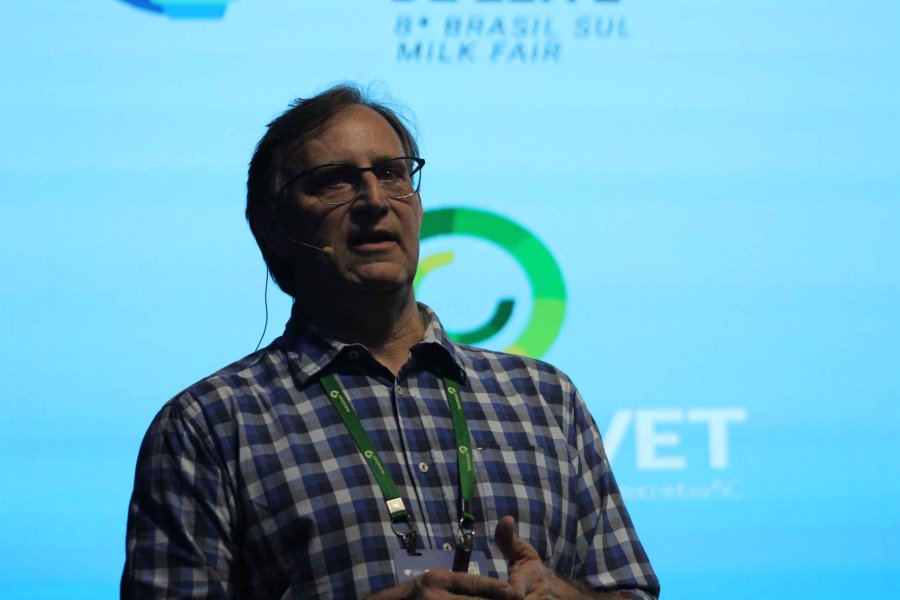 Como o manejo de dejetos bovinos pode garantir sustentabilidade e rentabilidade nas propriedades rurais?