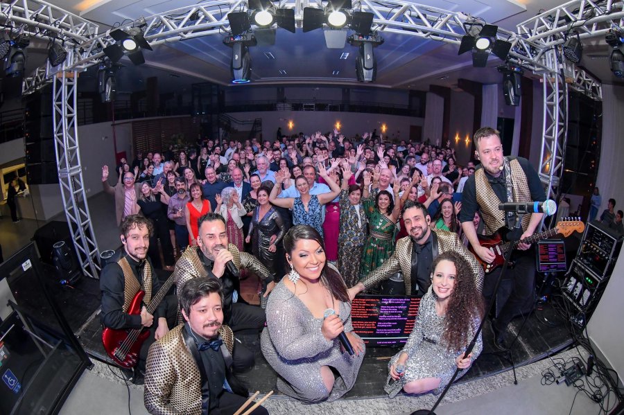 Nucleovet celebra 53 anos atuando em defesa da medicina veterin&aacute;ria e zootecnia