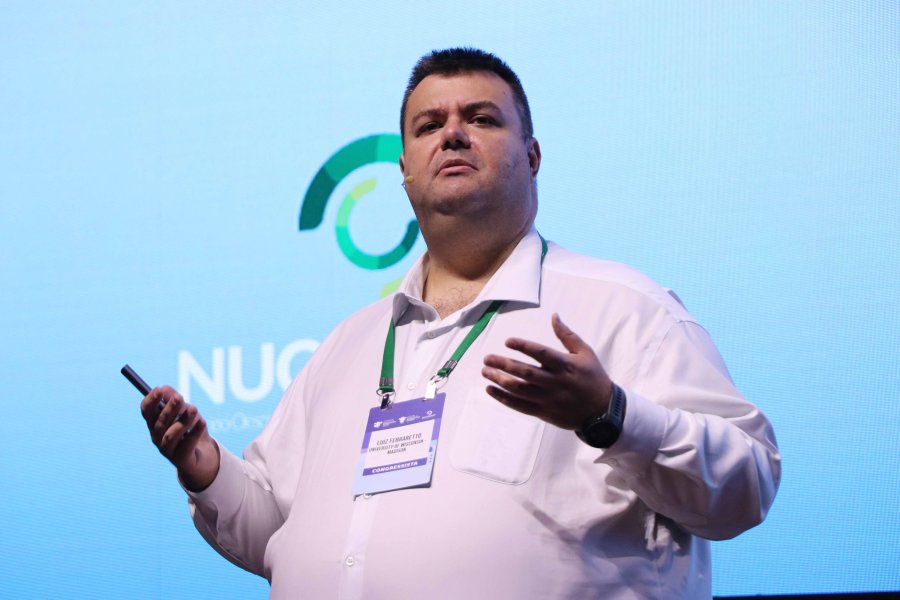 Qualidade da forragem é discutida no último painel do 13º Simpósio Brasil Sul de Bovinocultura de Leite