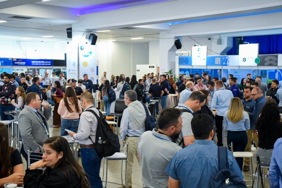 9º Brasil Sul Milk Fair reúne empresas e inovações que impulsionam a cadeia do leite