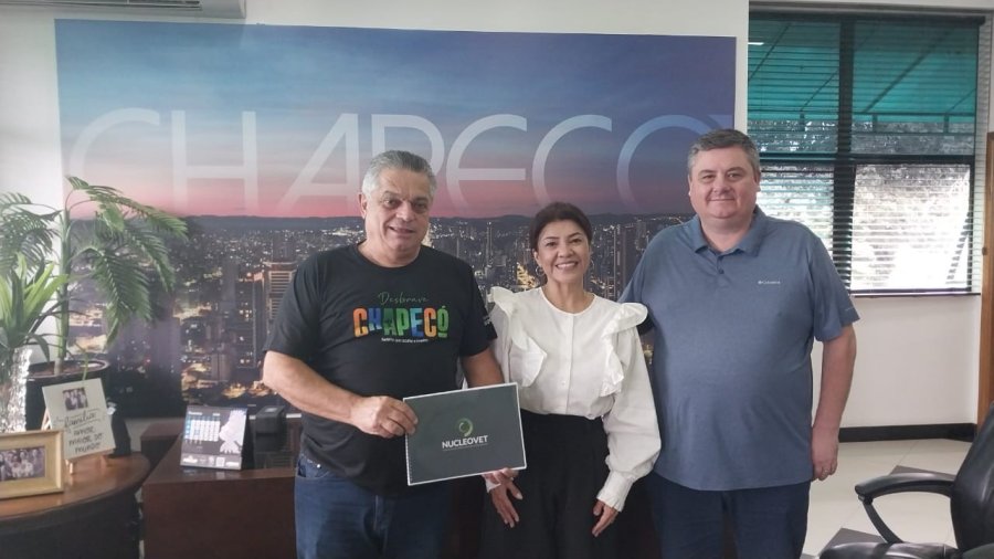 Parceria entre Nucleovet e Prefeitura de Chapec&oacute; &eacute; refor&ccedil;ada durante reuni&atilde;o institucional