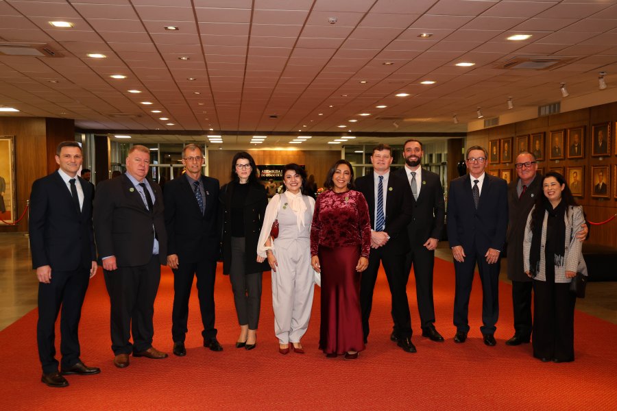 Nucleovet participa da homenagem aos 65 anos da SOMEVESC em Florian&oacute;polis