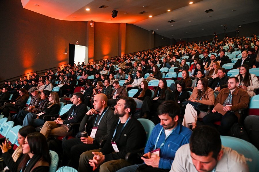 Pr&eacute;-simp&oacute;sio debate diagn&oacute;stico, tratamento e efici&ecirc;ncia sanit&aacute;ria na suinocultura