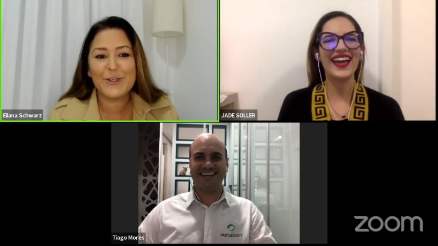 Embaixadora da Dieta Carn&iacute;vora em  Live Nucleovet defende churrasco &agrave;  vontade