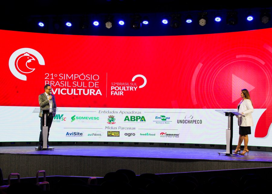 Tecnologia e inova&ccedil;&atilde;o marcam 21&ordm; Simp&oacute;sio Brasil Sul de Avicultura