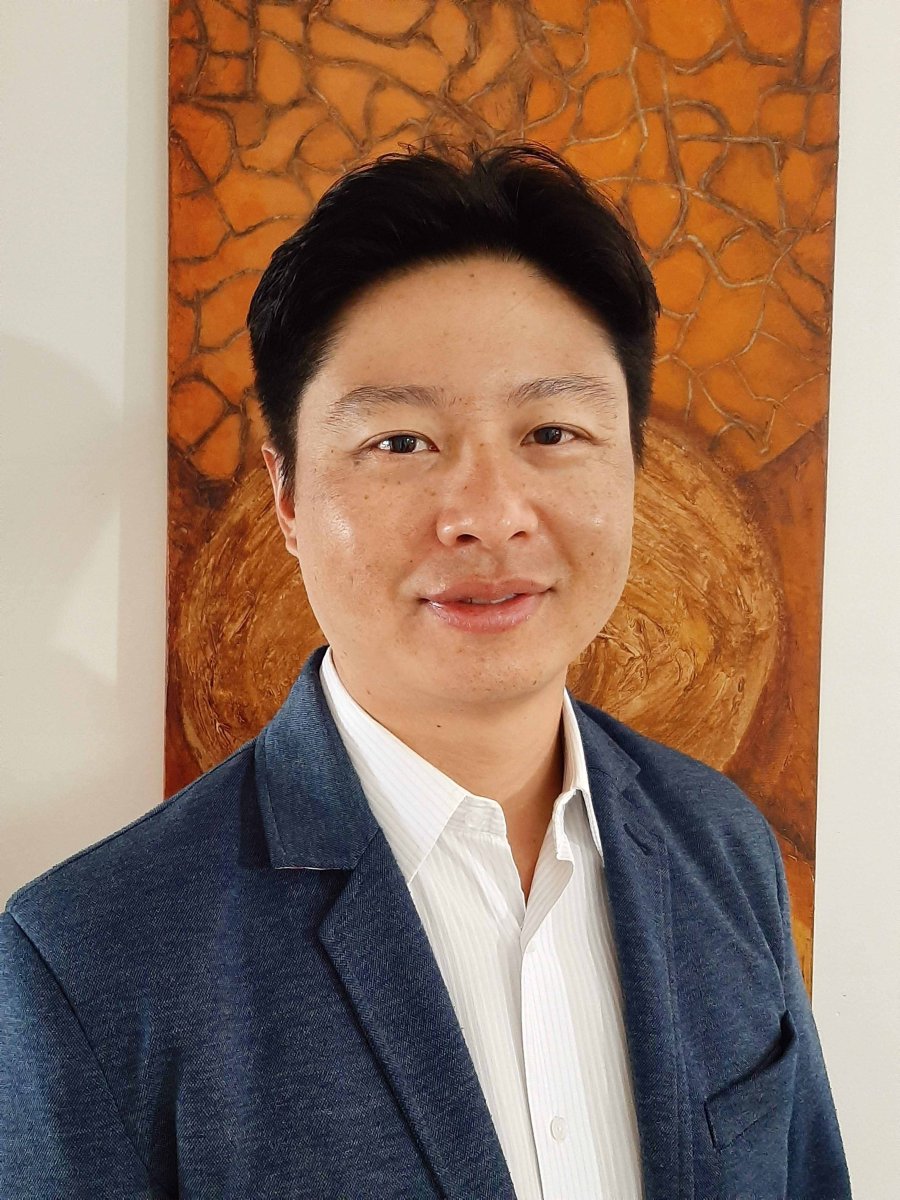 Guilherme Takeda explana sobre Peste Su&iacute;na Cl&aacute;ssica no 13&ordm; SBSS