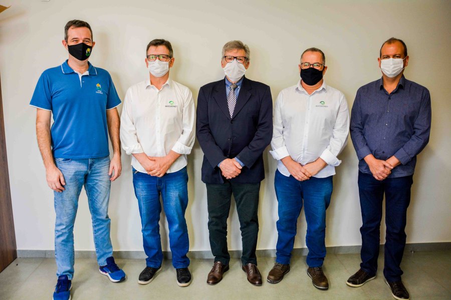 Nucleovet entrega doa&ccedil;&otilde;es ao HRO, ao Hospital da Crian&ccedil;a e &agrave; Apae
