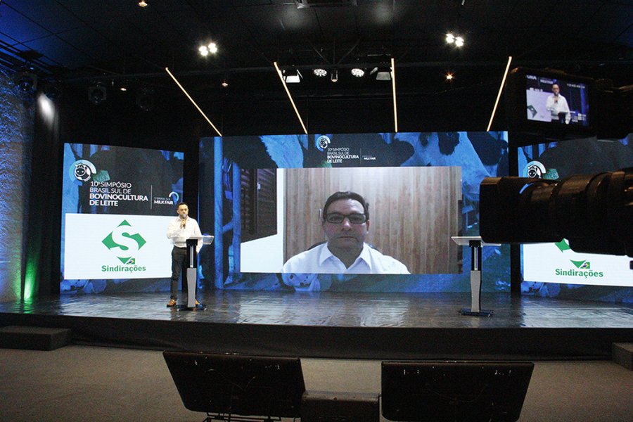 Novas abordagens para o controle da mastite na cadeia produtiva do leite  