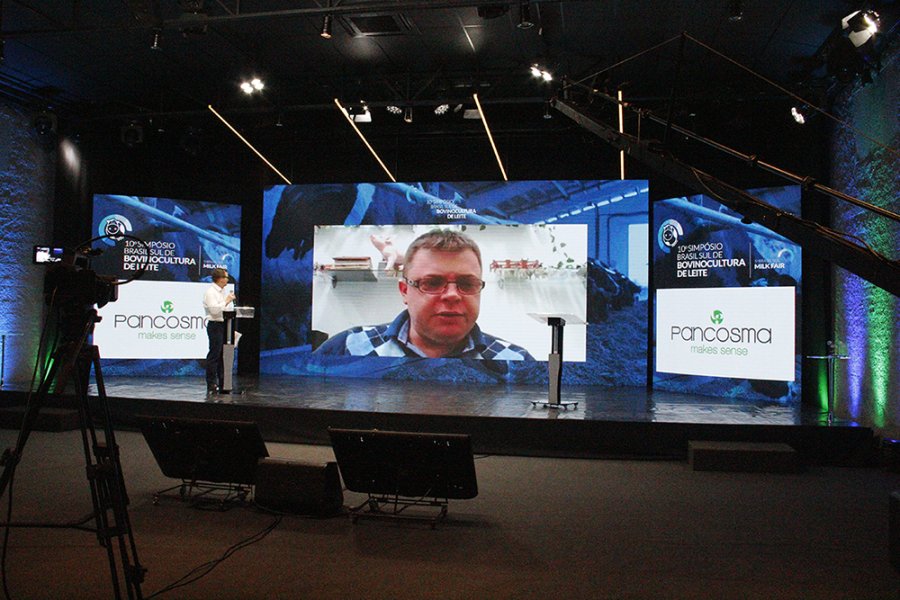 Vantagens e desafios dos sistemas de alojamento free stall e compost barn