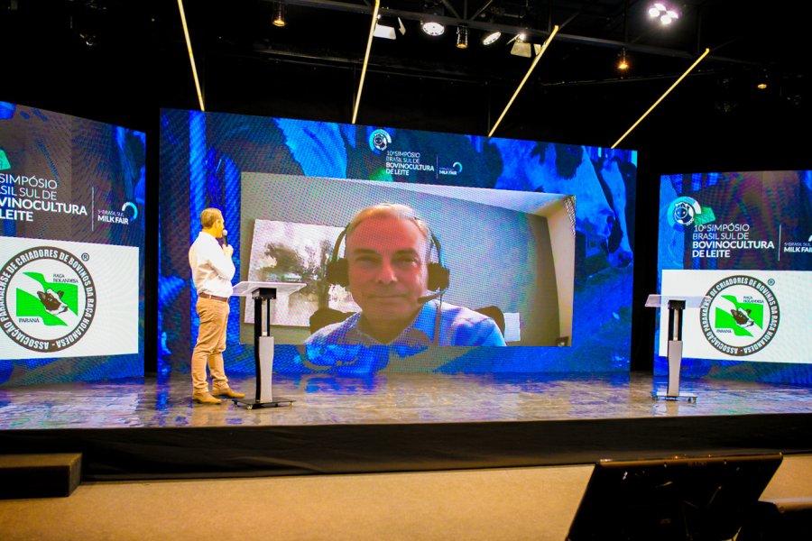 Alimentação nos primeiros dias de vida reflete no desempenho futuro das bezerras