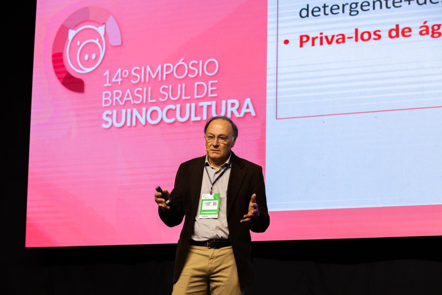 Import&acirc;ncia da biosseguridade interna abre debates do 2&ordm; dia do 14&ordm; SBSS 