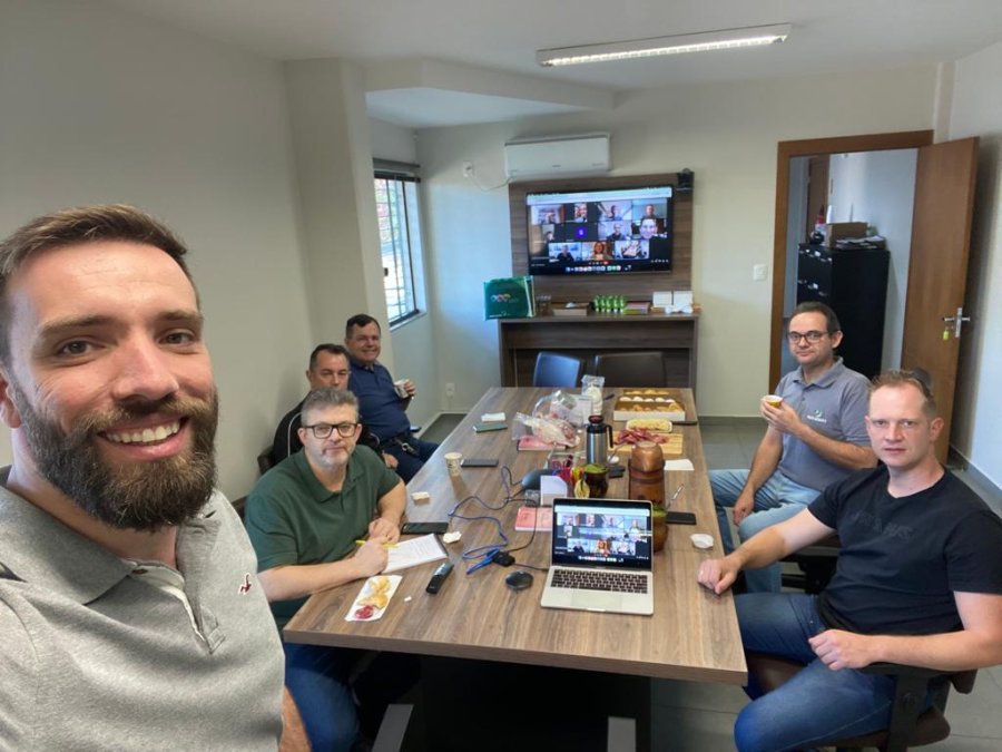 Diretoria faz fechamento dos trabalhos do 1º semestre.