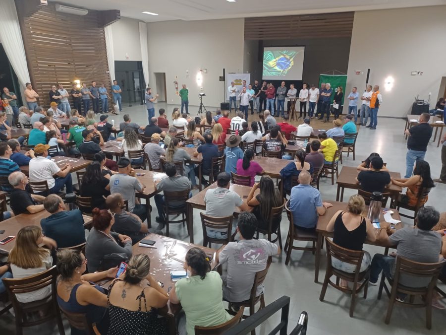 Assinada ordem de servi&ccedil;o para asfalto at&eacute; a sede do Nucleovet